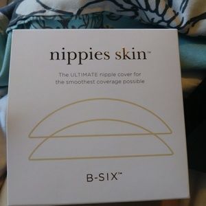 Nipple covers